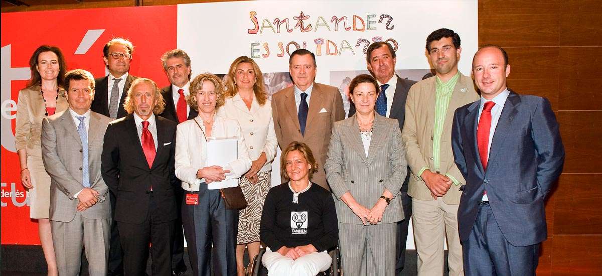 Apadrina un Árbol presente en la Semana Solidaria del Banco Santander